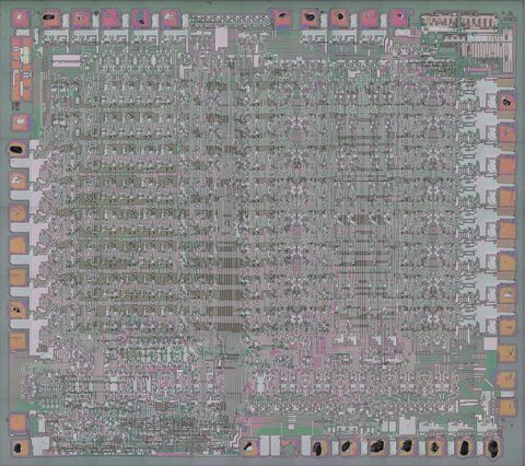 Atari_C012294_POKEY_die_shot_20x_1c_aligned_1600w.jpg